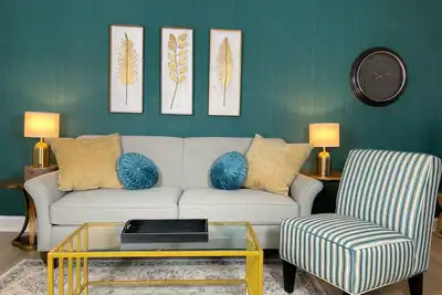 Image de New w/ King Bed Near Tennis Center & Berry College
