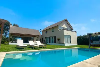 Image de Hop Ohana exclusiva en campo y playa en Chincha