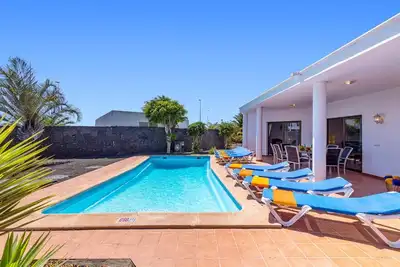 Villa Zoe by Villa Plus