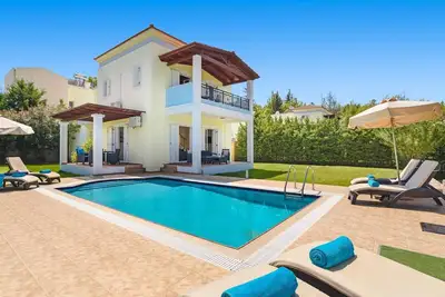 Image de Villa Apollo Springs by Villa Plus