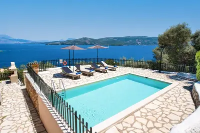 Image de Villa Akrogiali Desimi by Villa Plus