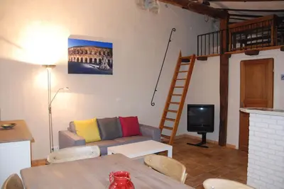 Image de Maison de village avec terrasse et garage près du Pont du Gard