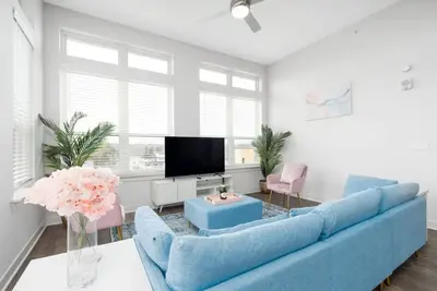 Image de Spacious 2br Broadripple Village