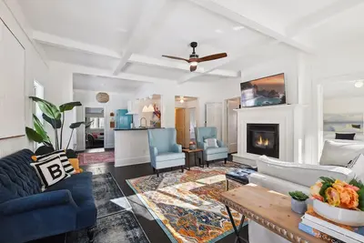 Image de Cozy Cottage 4 mins to Excelsior