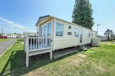 Image de Lovely caravan with decking at Heacham Beach in Norfolk ref 21028t