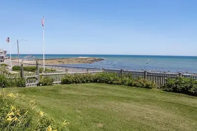Image de Large Oceanfront Home in Exclusive Brant Rock Section of Marshfield - Sleeps 10