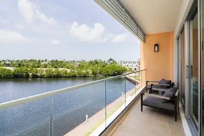 Image de Fully equipped 2 bedroom condo