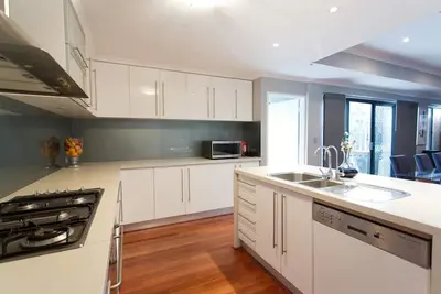 Image de Two story Scarborough home (2 min to beach)