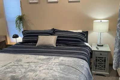 Image de Brand New 2 Bedroom, 1 Bathroom Condo