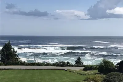Image de Pemaquid Point Retreat - New Listing 2023!