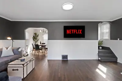 Image de Rustic Urban 3 Bdr Home