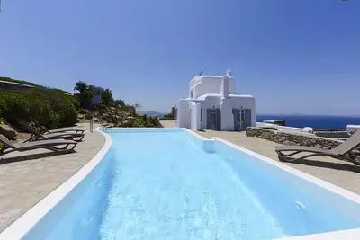 Image de Luxury 4 Bedroom Villa with Pool