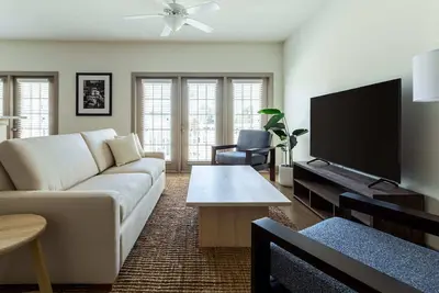 Kasa | Lovely 2bd | Wilmington
