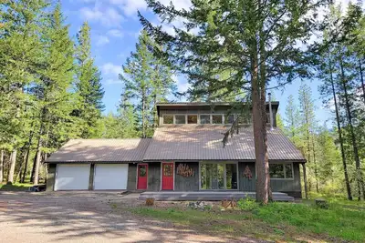 Image de Phoenix, 3 Bedroom Woodland Cabin
