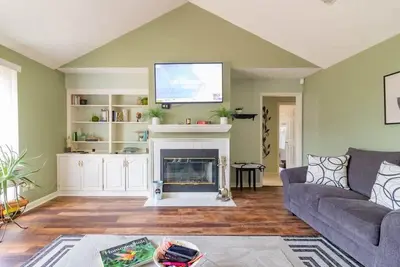 Image de 1 Mile to Flat Rock Park! Sweet Southern Ranch