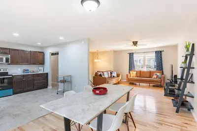 Image de Cozy & Safe - 6 beds - mins from shopping &stores