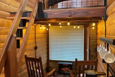 Image de Cozy Loft Cabin