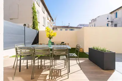 Image de La Maison du Parc est une belle propriété en centre-ville de Marseille