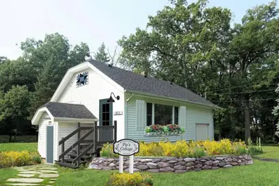 Image de Cozy Delavan Lake Cottage - Walk to Beach/Boat Launch. 8 Minutes to Lake Geneva!