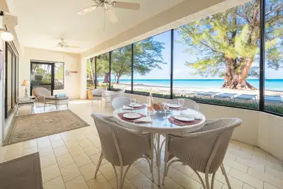 Image de Casa Caribe #2 - 3 Bed, 3 Bath - Panorama Luxury Oceanfront Condo, Ground Floor