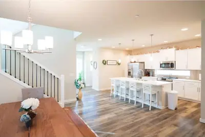 Q House in South Hill, Puyallup - 5 Br/2. 5 Bath