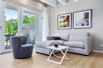 Image de Tolles Maisonette-ferienapartment in Toplage an der Ostsee mit Terrasse & Balkon - Strandresidenzen