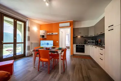 Image de Apartment with garden, garage and air conditioning - Larihome A19