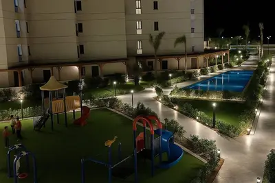 Image de Chalet en bord de mer à Porto Said avec piscine et jardin