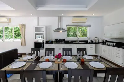 Image de Villa avec piscine privée à Phikun