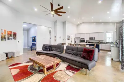 Image de Pinetop-Lakeside Home w/ Private Hot Tub & Bar