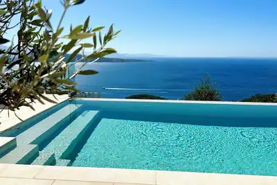 Magnificent villa in a spectacular setting