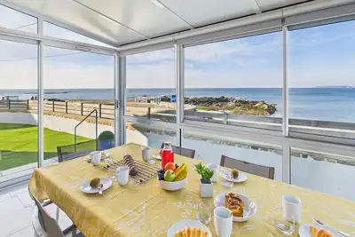 Image de -Avel Dro- Belle maison familiale vue mer corniche