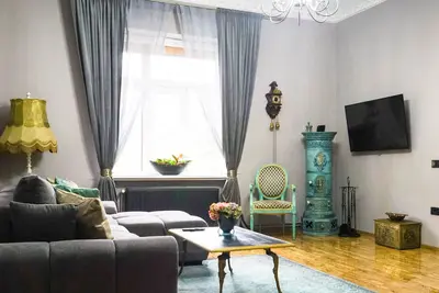 Image de Superb vintage apartment in historical building, 5 min to center