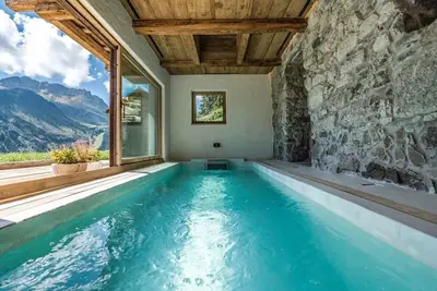 Image de Natural Stone Chalet with Great Atmosphere