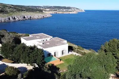 Image de Villa haut de gamme avec piscine, endroit de rĂŞve