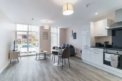 Modern 1 Bedroom Apartment, Manchester - Sleeps 2