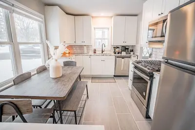 Image de MINNeSTAY* Contempo Cottage