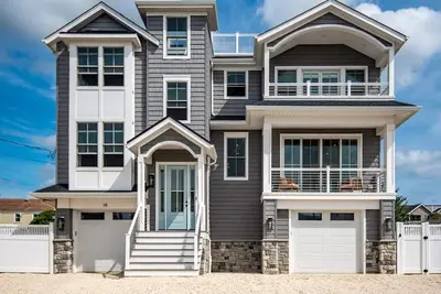 Image de 6 bedroom accommodation in Haven Beach