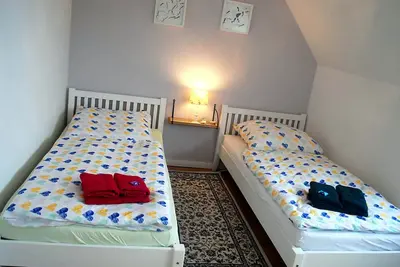 Image de 70 sqm for up to 4 people in Dannewerk Schleswig-Holstein. Car parking space and storage room for e-bikes, washing machine, full bathroom with bathtub, high chair and travel cot are available Bedding for the travel cot please bring your own. . .
