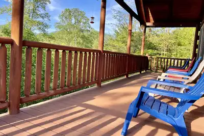 Image de Log home nestled in the Smoky Mountains.