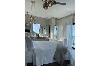 Image de Oceanview Luxe Penthouse Suite + Pool & Butler