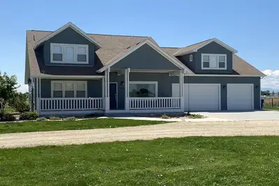 Image de Peaceful & spacious countryside Farmhouse with beautiful views