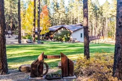 Image de Whispering Pines Grand Estate