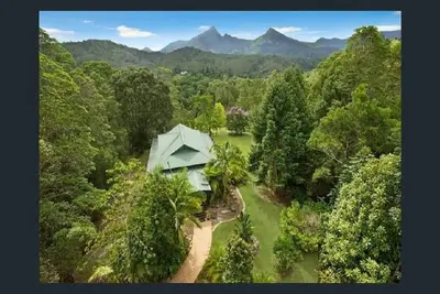 Image de Heartwood Hill - Epic retreat-style exposed timber house with views of Wollumbin