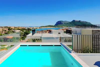 Modern, comfortable villa in Costa Smeralda, Sardinia near Olbia Airport