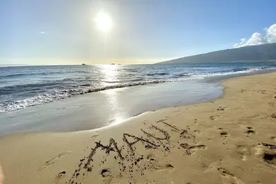 Image de Sugar Beach Bliss #2- Brand New Designer Luxury-Ocean/Volcano Views 5 Star Owner