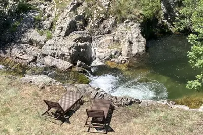 Image de Belle Maisonnette avec sa rivière privée au cœur des Monts d’Ardèche