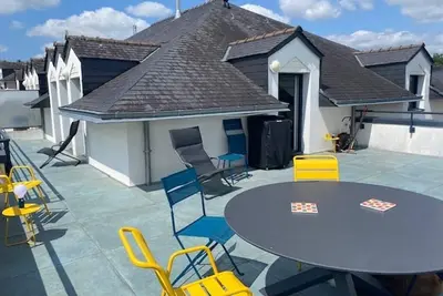 Image de Joli Toit Terrasse Port De St Goustan Emplacement Ideal   Au Calme