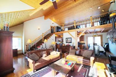 Image de Luxurious Private Mountain Retreat w/Hot Tub + Sauna