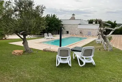 Image de Green doline farmhouse.